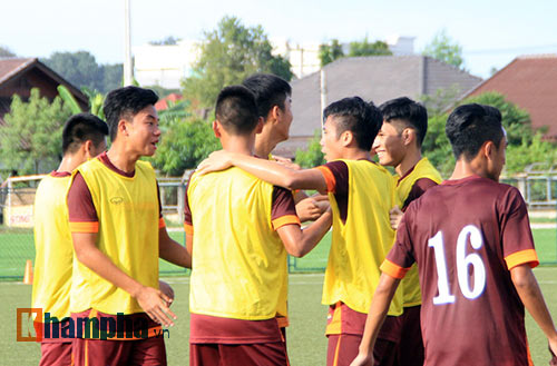 U19 Việt Nam đấu U19 Thái: Phá dớp lứa Công Phượng - 1