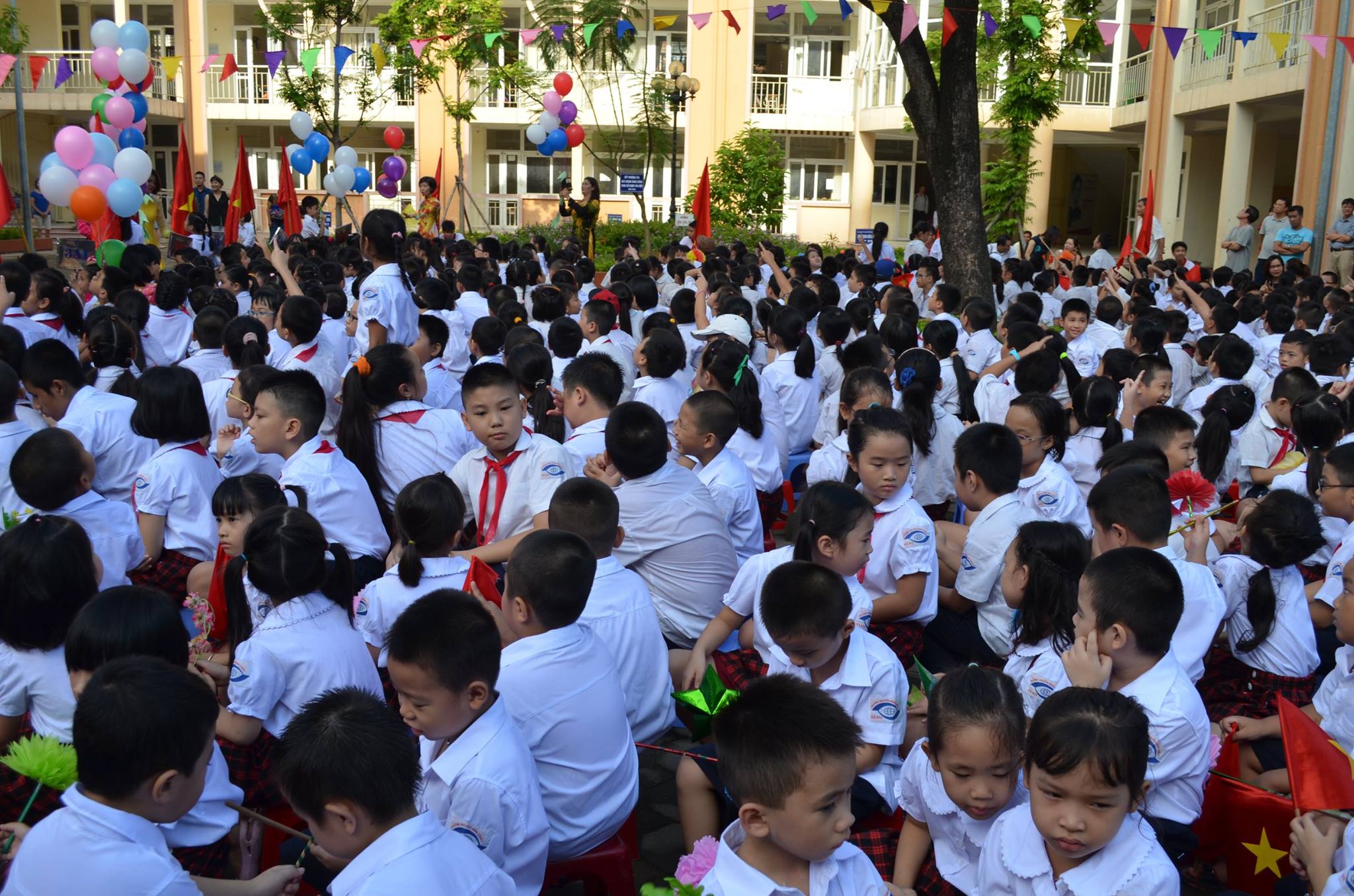 Hơn 22 triệu HS, SV nô nức khai giảng năm học mới - 9