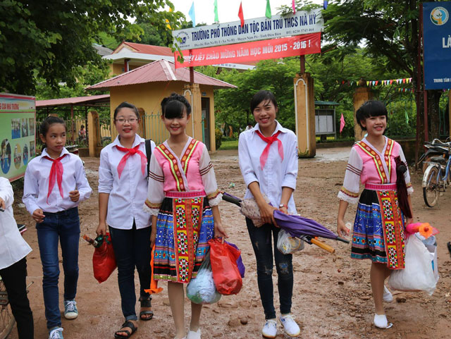 Hơn 22 triệu HS, SV nô nức khai giảng năm học mới - 16