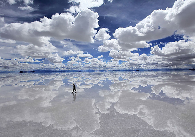 Cánh đồng muối lớn nhất tại Bolivia.
