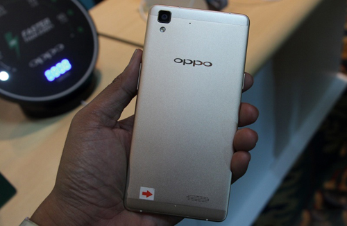 Đánh giá Oppo R7 Lite: Đối thủ &#34;khó chịu&#34; phân khúc tầm trung - 3