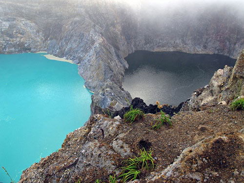 Bí ẩn hồ đổi màu “ma quái” ở Indonesia - 4