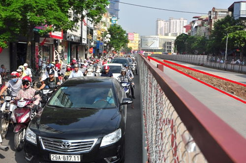 Công trường Nhổn-ga HN: “Không thi công nên trả đường cho dân” - 5