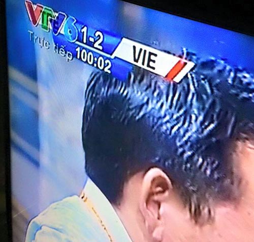 ĐT Việt Nam suýt trả giá đắt vì…fan quá khích - 1