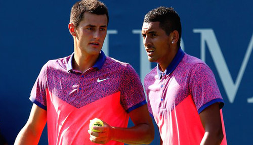 Tin HOT 9/9: Ế vé trận chia tay Mayweather - 1