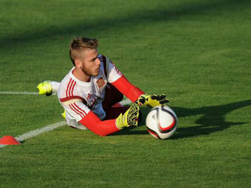 Tin HOT tối 9/9: Chelsea giận dữ vì "vồ hụt” Martial - 2