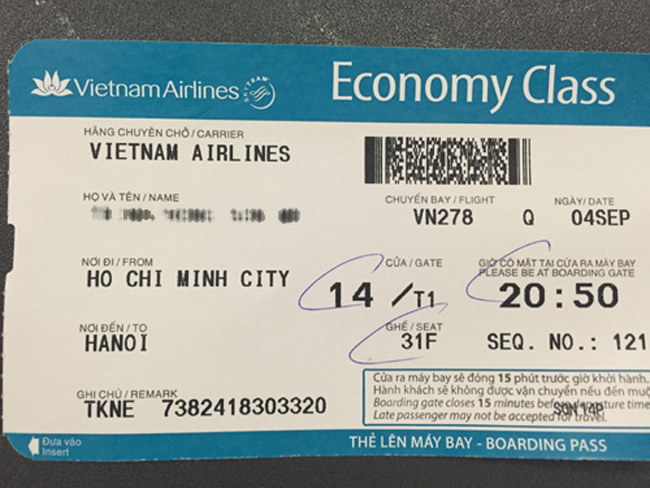 Chuyến bay mang ký hiệu VN 278 đưa quả tim, lá gan vượt hành trình hơn 1.700 km và hạ cánh tại Sân bay Nội Bài lúc 23 giờ đêm 4-9. Theo GS Sơn, thành công của 2 ca ghép tạng có sự giúp đỡ rất lớn của ngành hàng không
