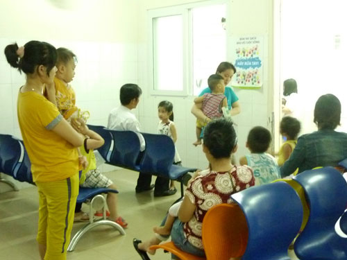 Đà Nẵng: Đang gia tăng bệnh tay chân miệng - 1