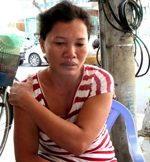 Bật khóc khi chỉ có 300 ngàn để nhập học - 2