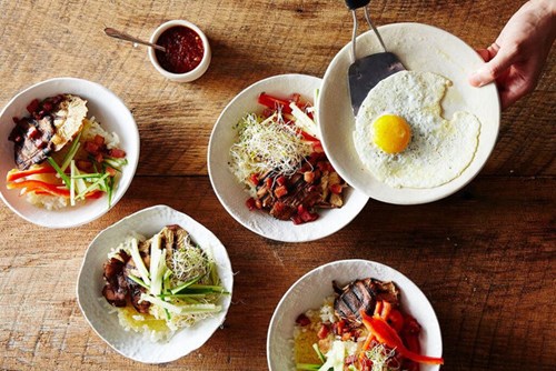 Tự làm cơm trộn Bibimbap "siêu tốc" tại nhà - 4