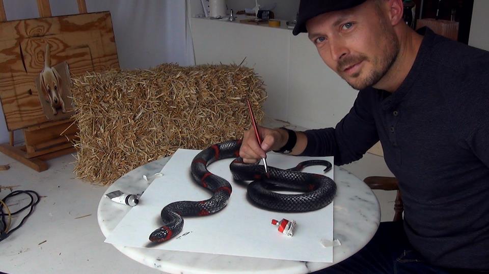 Video: Phát hoảng chạm mặt rắn 3D như thật - 1