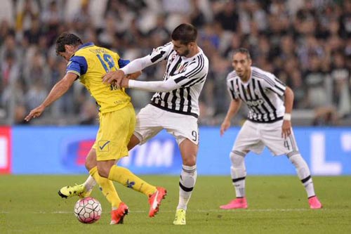 Juventus - Chievo: Quả penalty tranh cãi - 1