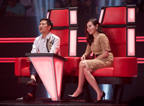 &#34;Nổi da gà&#34; với cô bé 9 tuổi The Voice Kids - 2