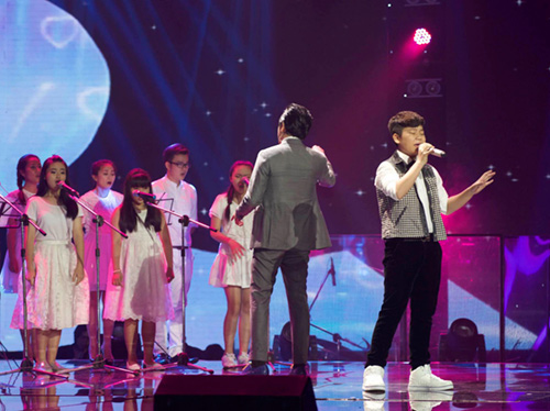 &#34;Nổi da gà&#34; với cô bé 9 tuổi The Voice Kids - 10