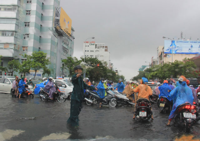 Bão số 3 suy yếu thành áp thấp nhiệt đới - 10