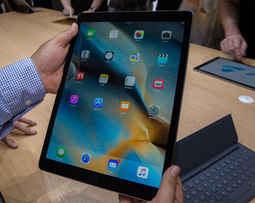 Cân đo bộ ba iPad Pro, Surface Pro 3 và MacBook Air - 1