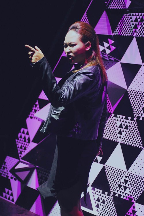 Hương Giang Idol đẹp hút hồn trong MV mới - 3