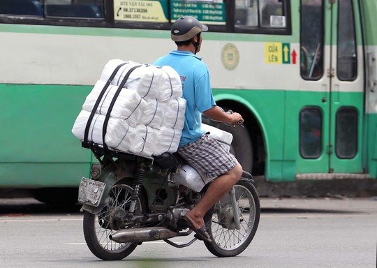 Những "siêu xe cà tàng" gây náo loạn Sài Gòn - 4