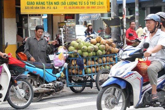 Những "siêu xe cà tàng" gây náo loạn Sài Gòn - 6