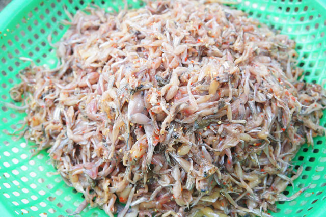 Quy trình đưa “vũ nữ chân dài” miền Tây lên bàn nhậu - 5