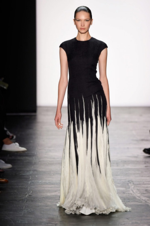 Tuyết Lan kẻ mắt sắc lẹm sải bước tại New York FW - 12