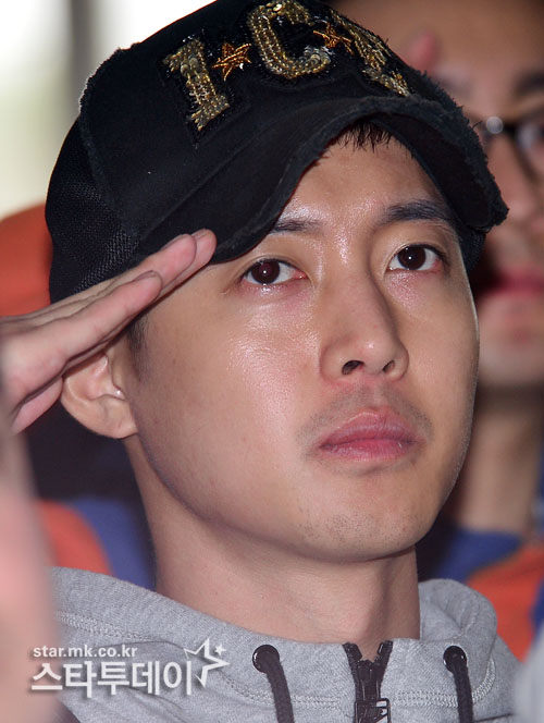 Kim Hyun Joong đã kiểm tra ADN con của bạn gái cũ - 2