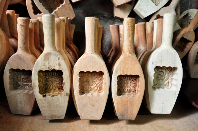 Người giữ hồn làm khuôn bánh ở phố cổ Hà Nội - 8