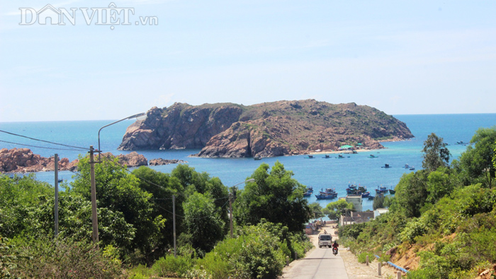 Chùm ảnh: Đẹp bình yên nơi biển Nhơn Hải - 1