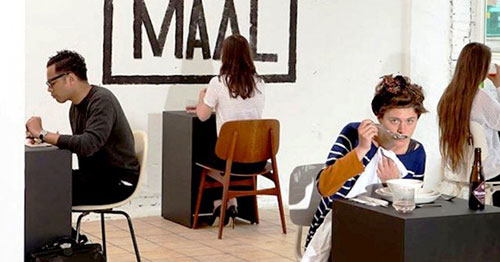 Những kiểu ăn uống độc, dị nhất thế giới - 4