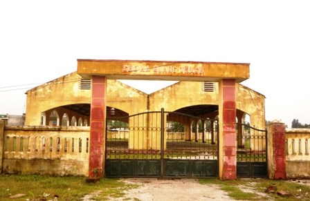 Những khu chợ chục tỷ đồng xây xong bỏ hoang - 2