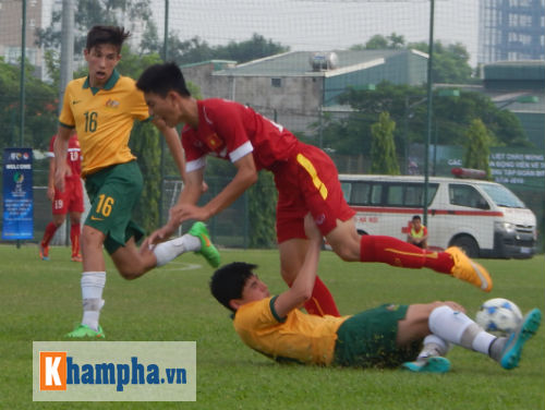 Đá hỏng 11m, U16 Việt Nam thua đáng tiếc Australia - 1