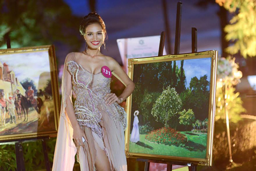 Người đẹp HH Hoàn vũ VN khoe vai thon tại dạ tiệc - 3
