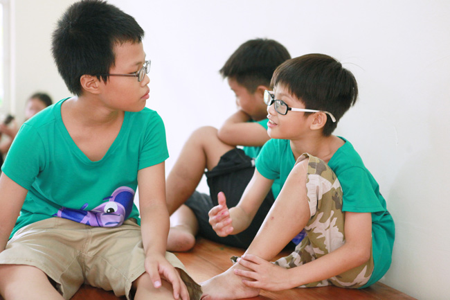 "Chú lính chì" Thiện Nhân một chân vẫn chạy nhanh nhất lớp - 2