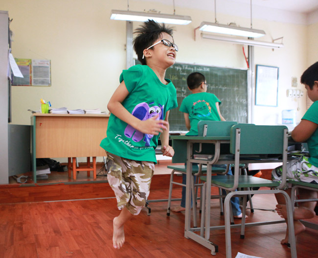 "Chú lính chì" Thiện Nhân một chân vẫn chạy nhanh nhất lớp - 10