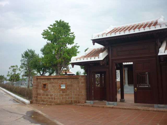 Ngắm khu lưu niệm, nơi ông Nguyễn Bá Thanh an nghỉ - 1