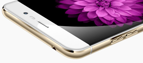 Giới trẻ “bị hút hồn” bởi smartphone công nghệ Nhật ARBUTUS AR5 - 1