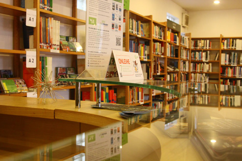 Thư viện đẹp như quán cà phê ở Hà Nội - 10