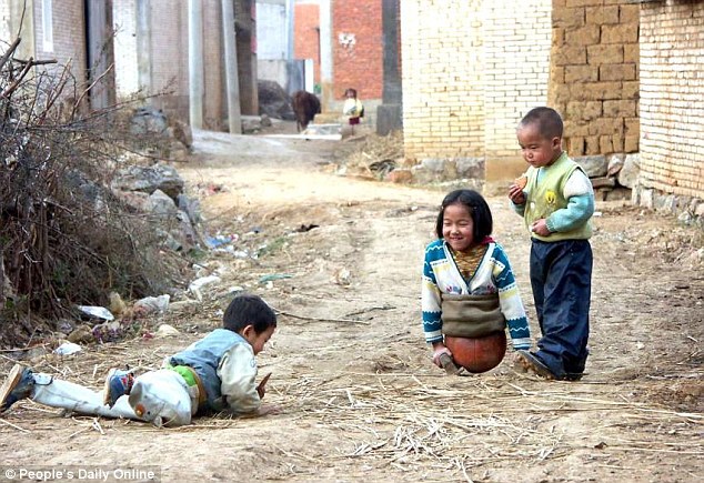 Cô bé không chân là cảm hứng cho hàng nghìn người tàn tật - 6