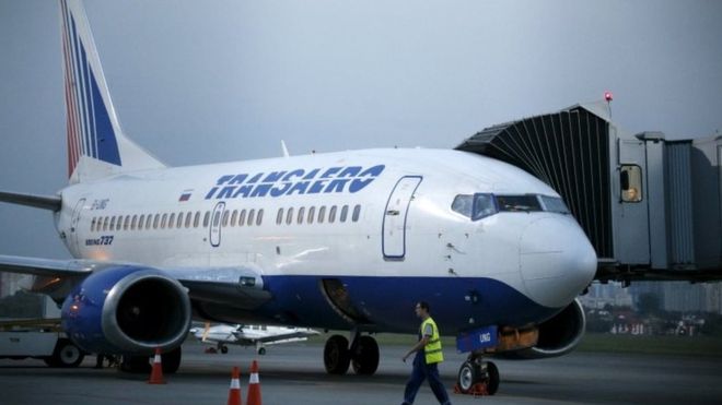 Moscow "nổi đóa" vì Ukraine cấm cửa các hãng hàng không Nga - 1