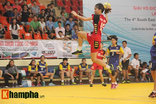 Ngược dòng thắng Thái Lan, bóng ném nữ VN tự tin vô địch - 3