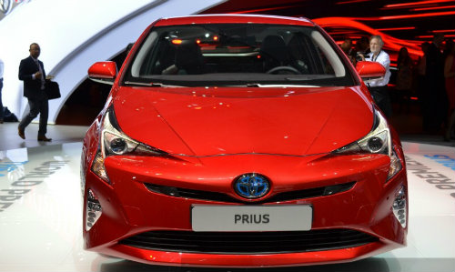 Toyota Prius 2016 tiêu thụ nhiên liệu chỉ 40 km/lít - 1