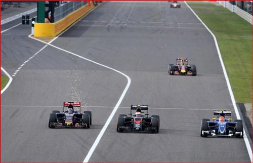 Japanese GP: Mercedes thêm chiến thắng 1-2 - 4