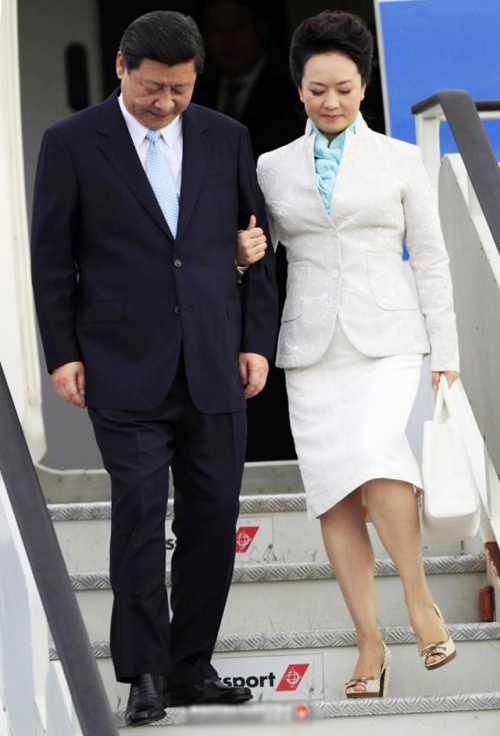 Thời trang đẳng cấp của đệ nhất phu nhân Trung Quốc - 3