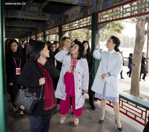 Thời trang đẳng cấp của đệ nhất phu nhân Trung Quốc - 6