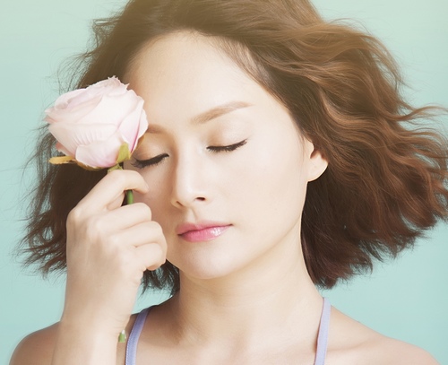 Lan Phương khoe vai trần với style công chúa - 6