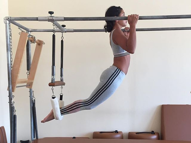 Giới trẻ "mê tít" cô nàng DJ nghiện yoga - 6