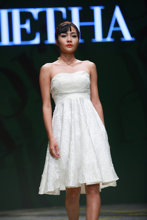 Nhặt "sạn" Tuần lễ Thời trang Việt Nam Xuân hè 2016 - 8