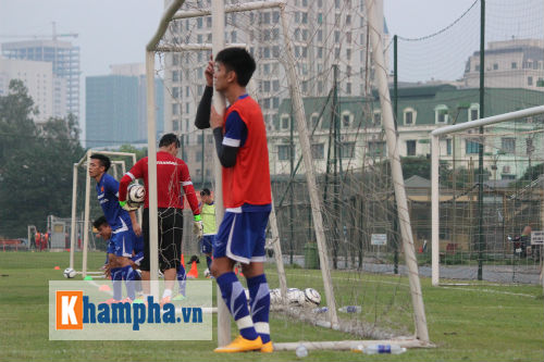 Công Vinh, Văn Quyết “bở hơi tai” tập đối kháng - 8