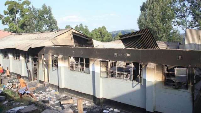 “Trào lưu” mới ở Kenya: Phóng hỏa đốt trường học - 1