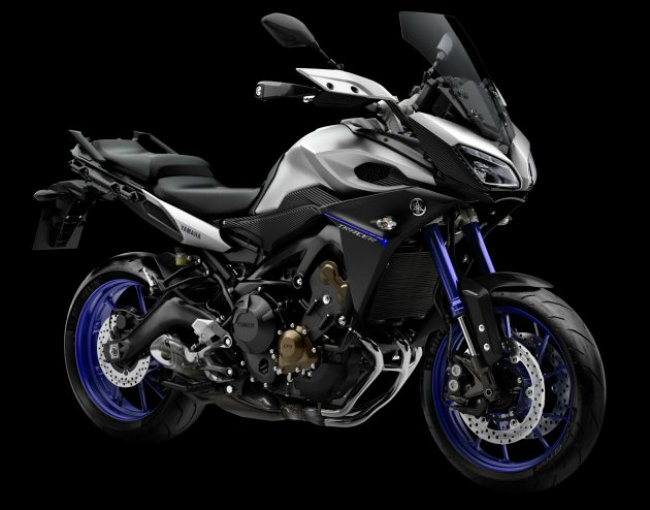 2016 Yamaha MT-09 Tracer vừa tới thị trường Malaysia với giá niêm yết 59.900 RM (~334 triệu đồng).